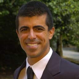 Marcius Melhem no Magazine Luiza