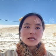 西藏女