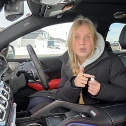 车内滴剂女生（石）