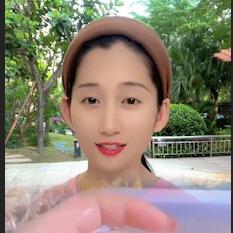 带货女主播