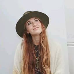 Lauren Daigle 