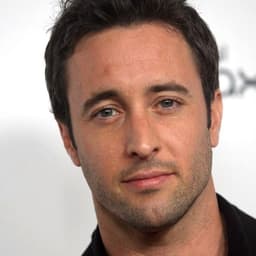 Alex O' Loughlin 