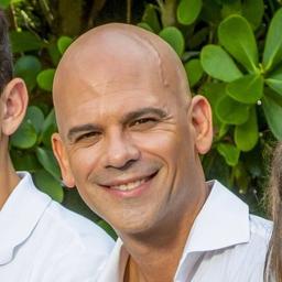 Dr. Juan Rivera