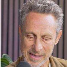 Dr. Mark Hyman