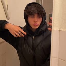 Quiero pene rico mi comida 