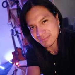 Leo Rojas 