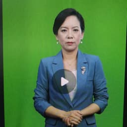 蓝色西装女子模特