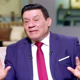 مدحت شلبي