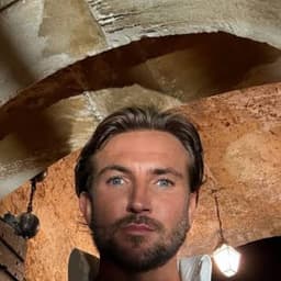 Daniel Euan Henderson 