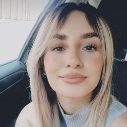 Mariela ( tía )