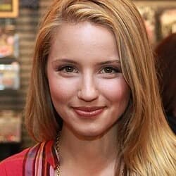 Quinn Fabray (Dianna Agron)