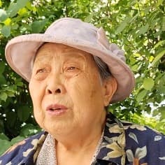 1217-新帽子奶奶