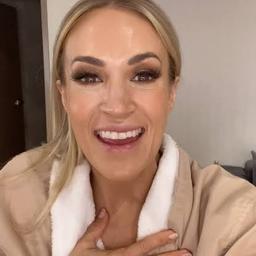 Carie underwood 