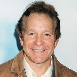 Steve Guttenberg