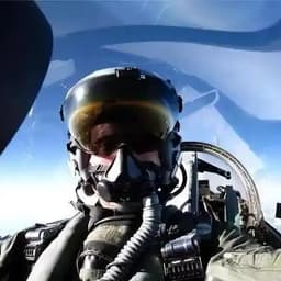 求生之路-飞行员（电台）