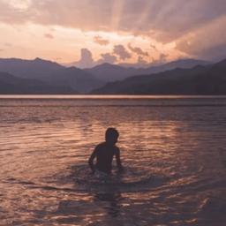 浑厚男声