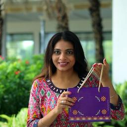 shreya