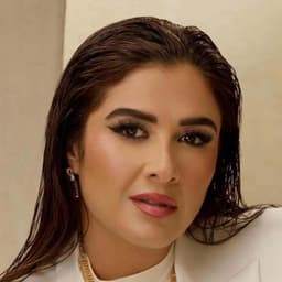 ياسمين عبد العزيز