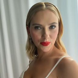 Scarlett Johansson 