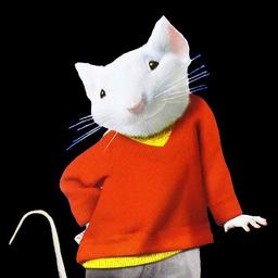 Stuart Little (Michael J. Fox)