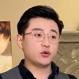 02.11-zsy西装眼镜男