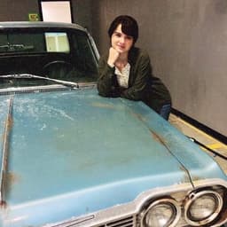 Gwen Blake (Spanish)