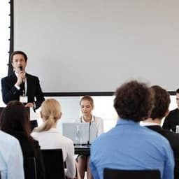 采访老奶奶育儿