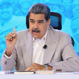 nicolas maduro 2