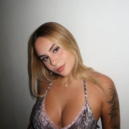 LARA JUCAH