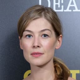 Rosamund pike
