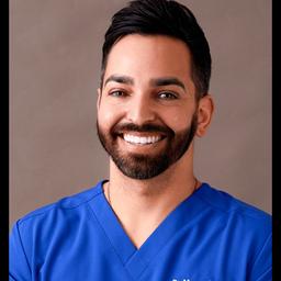 美区达人Dr. Muneeb Shah