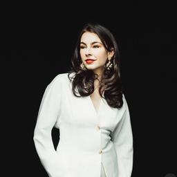 Stella k cole
