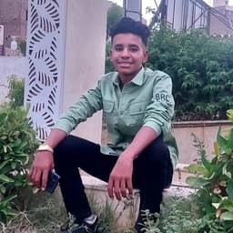 احمد عادل كروان الصعيد