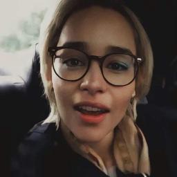 Emilia Clark 
