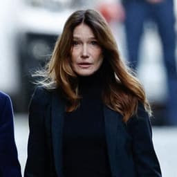 Carla BRUNI