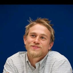 Charlie hunnam 