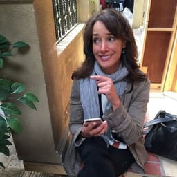 Jennifer Beals 