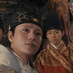 班长不敢泡的妞我泡，班长不敢吃的辣条我吃，一句话，班长管不了我要管，班长管的了的我还要管