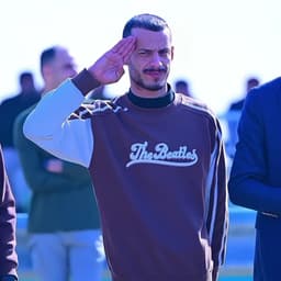 مراد علمدار 