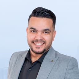 خالد حسانين القاء