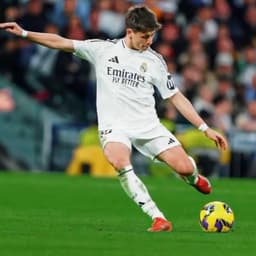 مصطفى المومري