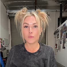 （王）适配器白女