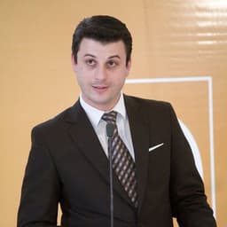 احمد فاخوري 