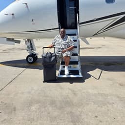 Sir wicknell chivayo 