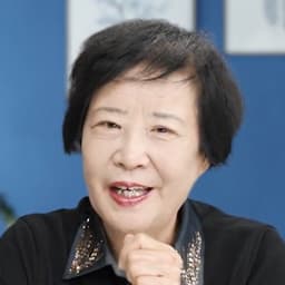 01.18-ly给的蓝底老奶奶