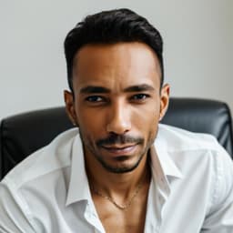 Maurício Alves - Voz Grave