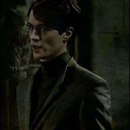 Tom riddle