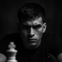 VOZ HISTORIAS EN RUMANO