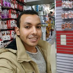 اشرف مصطفي