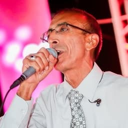 الفنان ناصر الفارس